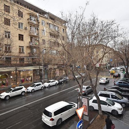 19Tumanyan Excellent Apartment In The Centre Of Capital Erivan Exterior foto